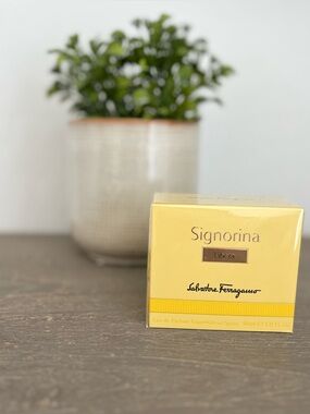 Salvatore Ferragamo Signorina Liberia perfume NWT